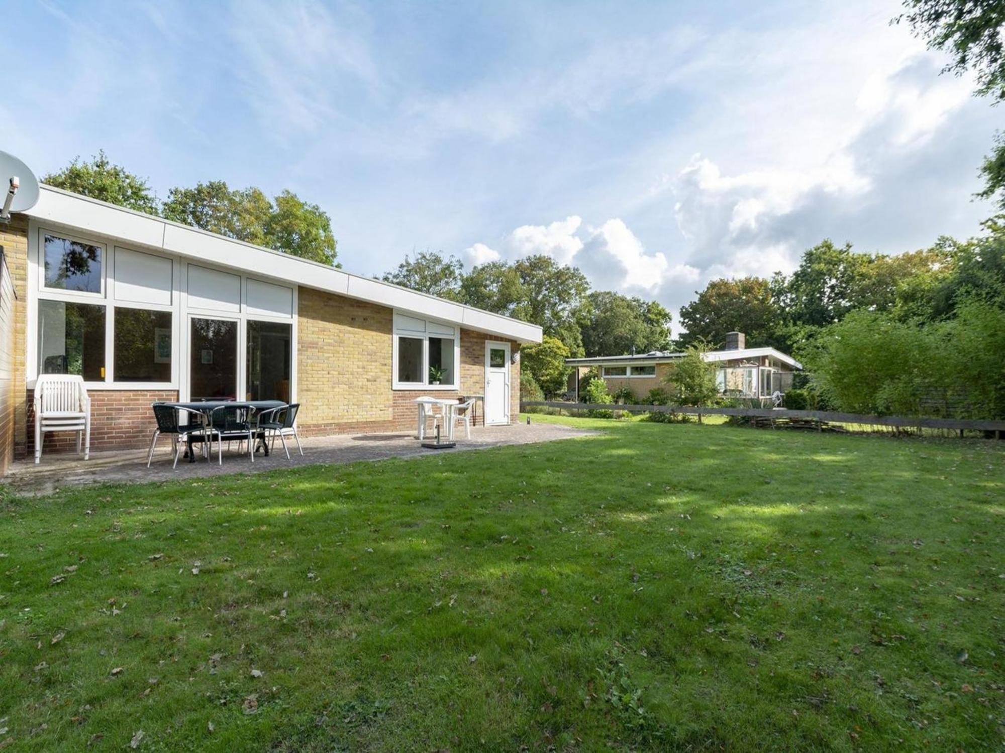 Holiday Home With Fabulous Garden Sint Maartensvlotbrug 外观 照片