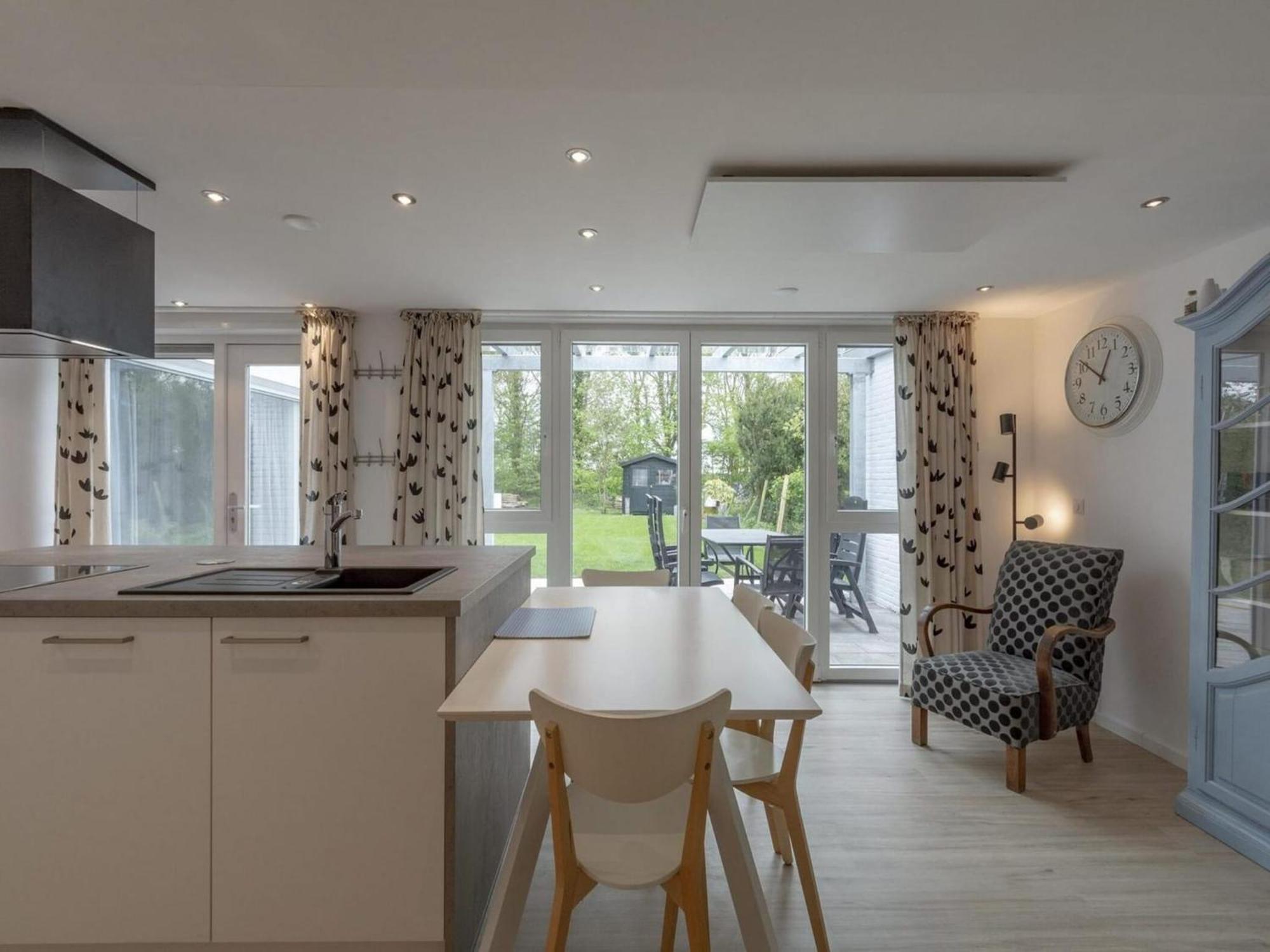 Holiday Home With Fabulous Garden Sint Maartensvlotbrug 外观 照片